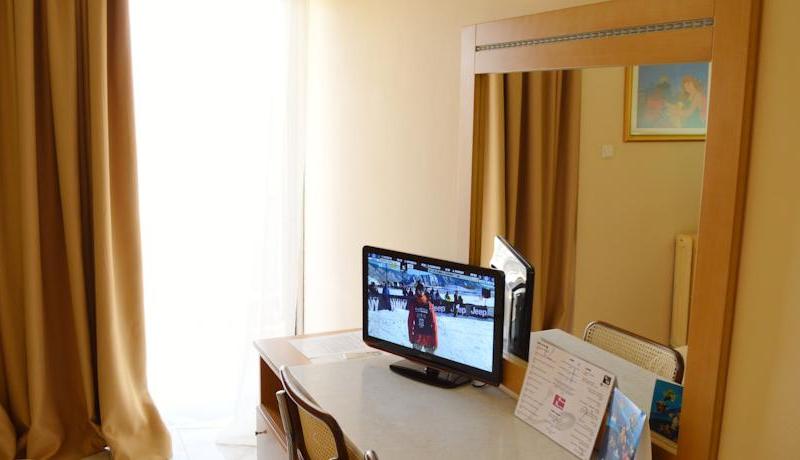 Acropol Hotel
