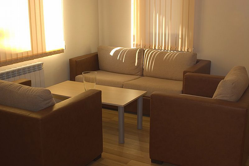 Snowplough Apartments