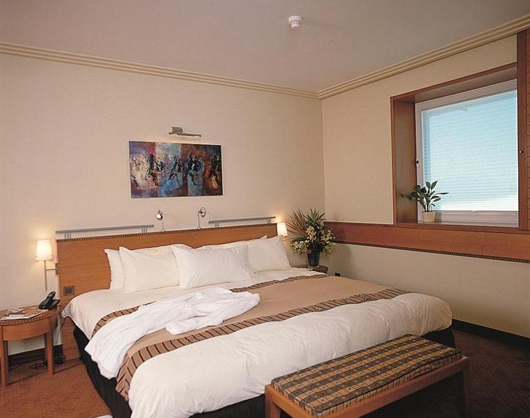 Sofitel Athens Airport