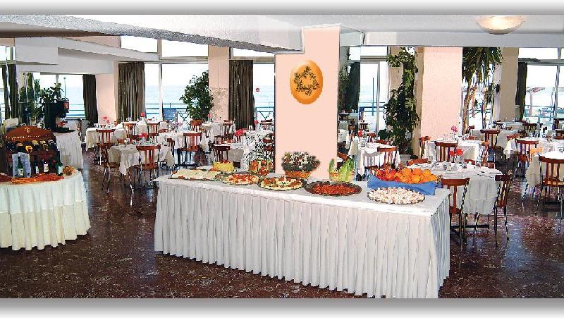 Attica Beach Hotel