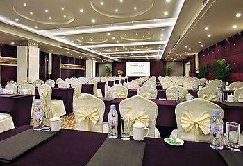 Отель Sofitel Zhengzhou International Китай, Чженчжоу, фото 13