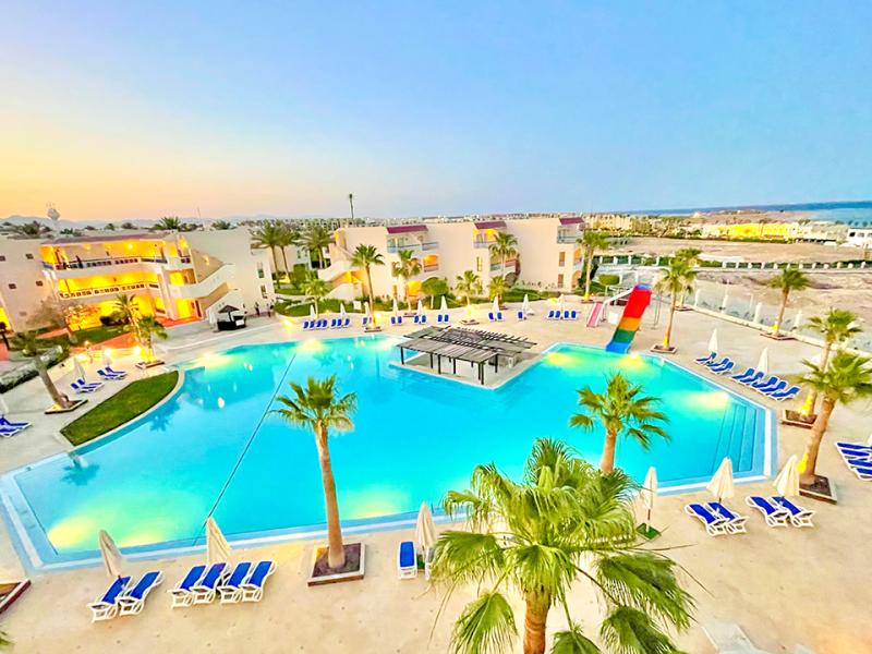 Ivy Cyrene Island Resort