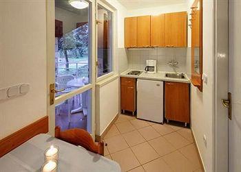 Apartments Polynesia Plava Laguna