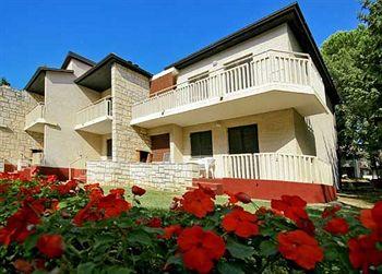 Apartments Polynesia Plava Laguna