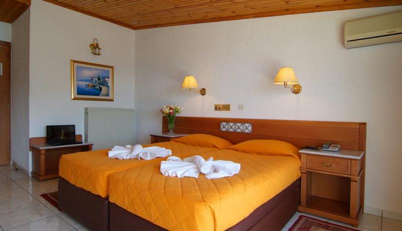 Acropole Delphi Hotel