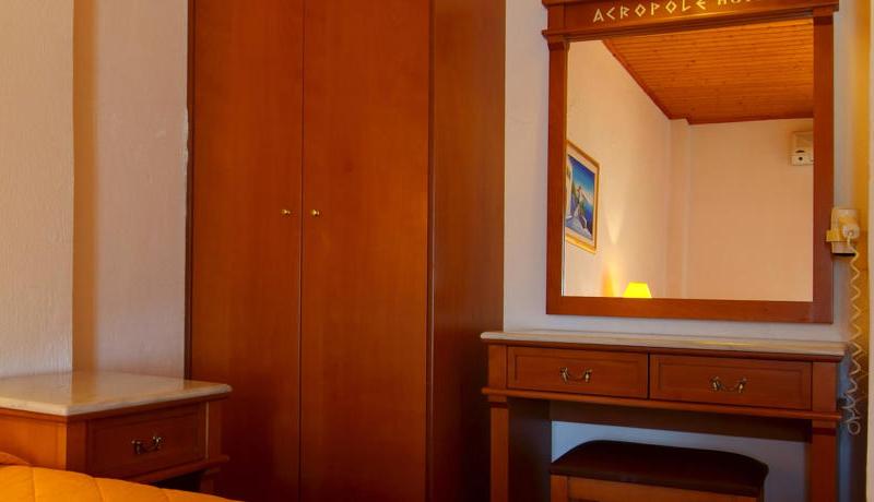 Acropole Delphi Hotel