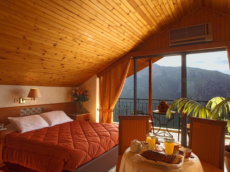 Acropole Delphi Hotel