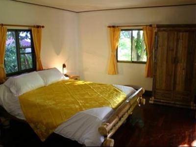 Auberge Resort