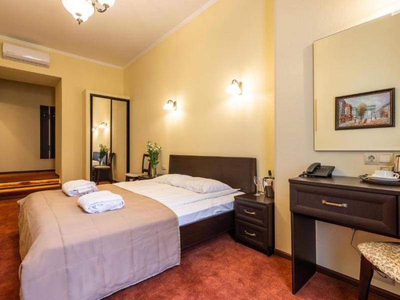 Solo на Большом проспекте Петроградской Стороны