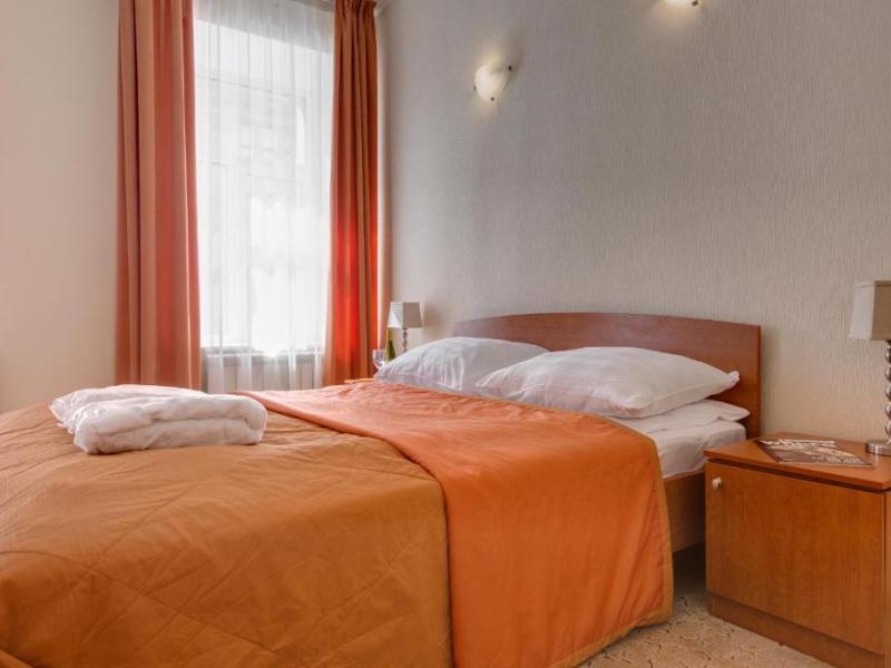 Solo на Большом проспекте Петроградской Стороны