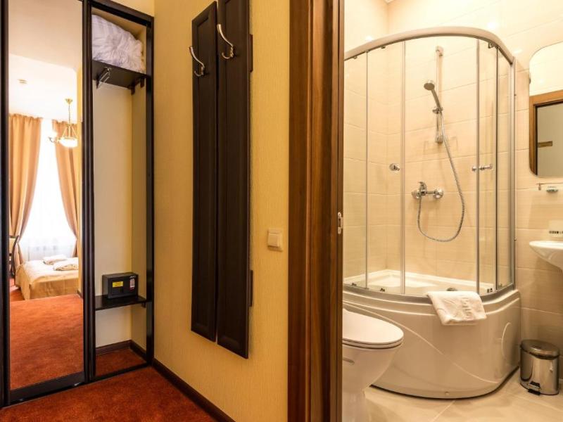 Solo на Большом проспекте Петроградской Стороны