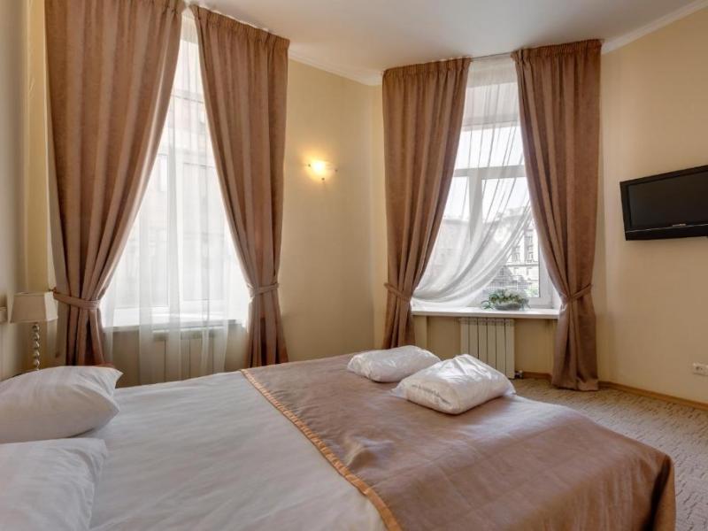 Solo на Большом проспекте Петроградской Стороны