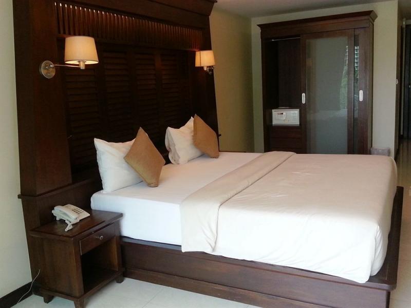 August Suites