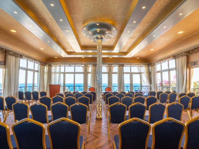 Sphinx Aqua Park Beach Resort