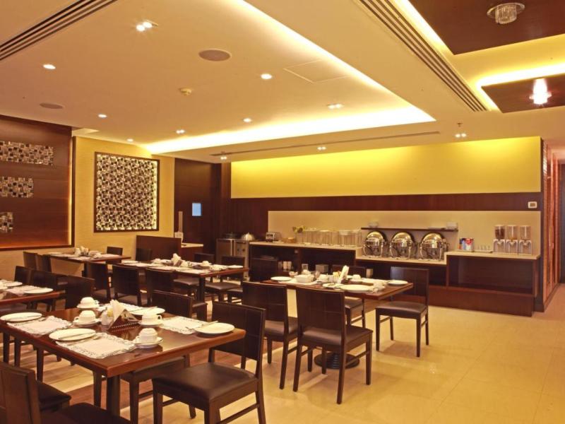 Al Waleed Palace Hotel Apartments Oud Metha