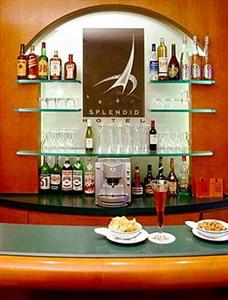 Hotel La Comtesse Tour Eiffel