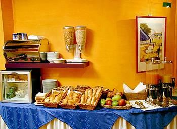 Hotel La Comtesse Tour Eiffel