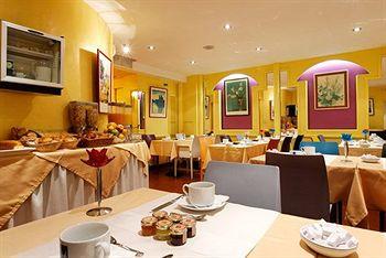 Hotel La Comtesse Tour Eiffel