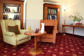 Starhotels Business Palace