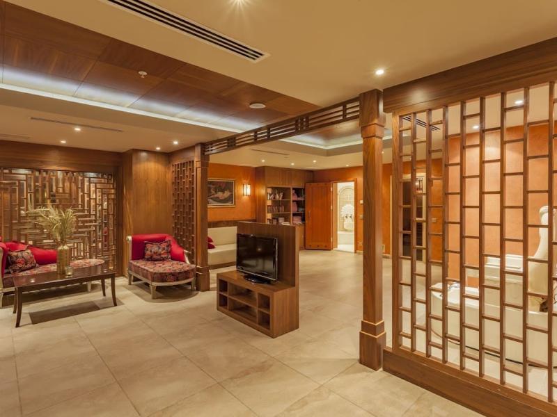 Starlight Resort Hotel