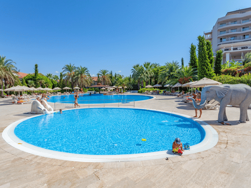 Starlight Resort Hotel