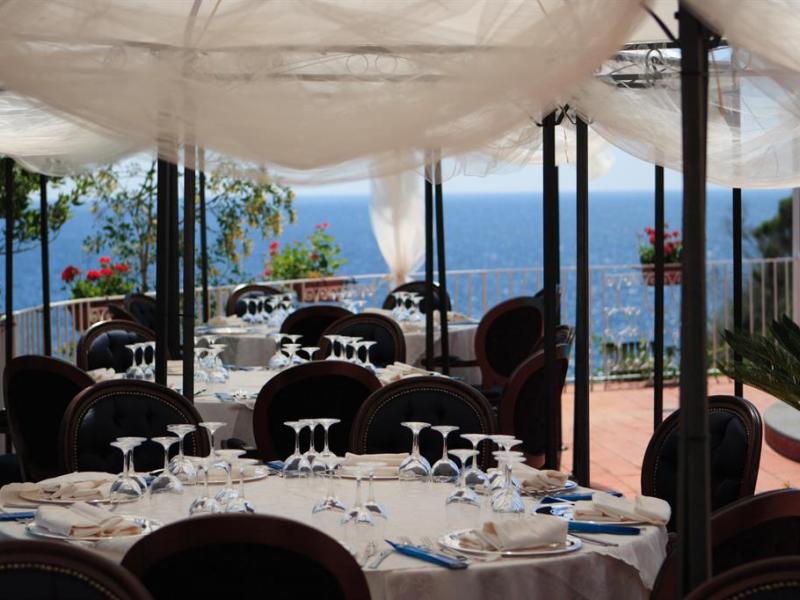 Delfini Strand Hotel Terme