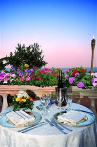 Delfini Strand Hotel Terme