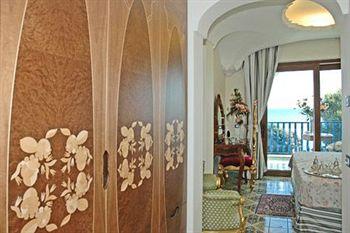 Delfini Strand Hotel Terme