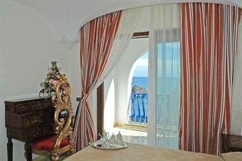 Delfini Strand Hotel Terme