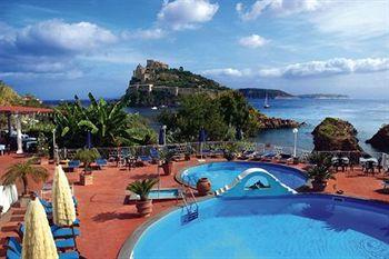 Delfini Strand Hotel Terme