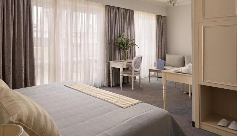 Airotel Stratos Vassilikos Hotel