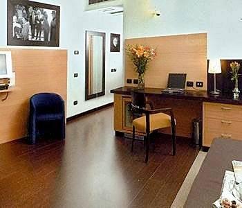 Hotel Studios