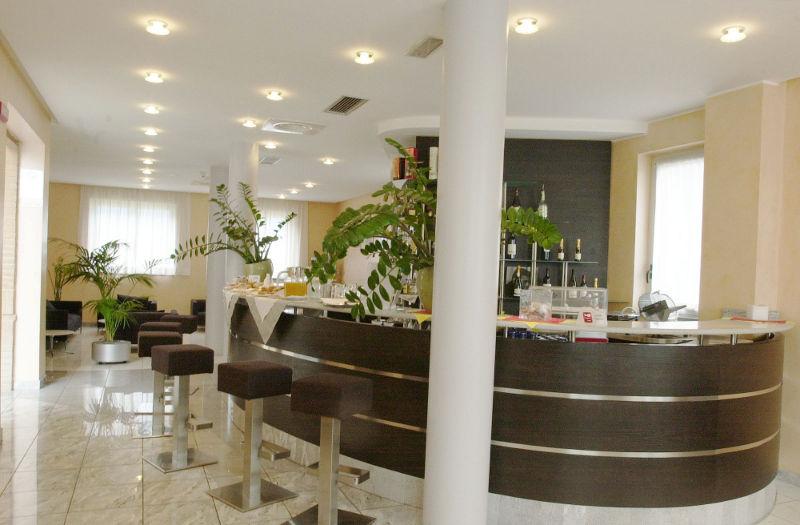 Hotel Studios