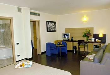 Hotel Studios