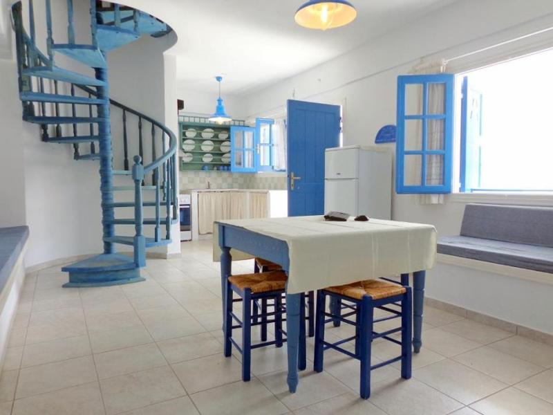 Kerame Studios And Apartments