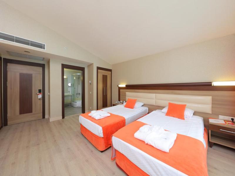 Sueno Hotels Beach Side