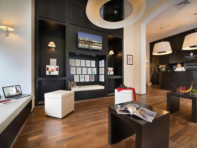 Suite Home Prague