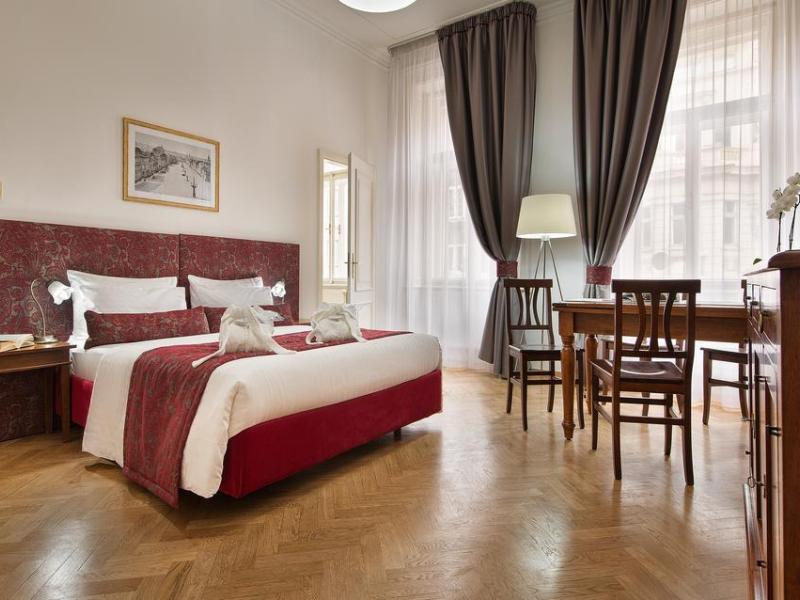 Suite Home Prague
