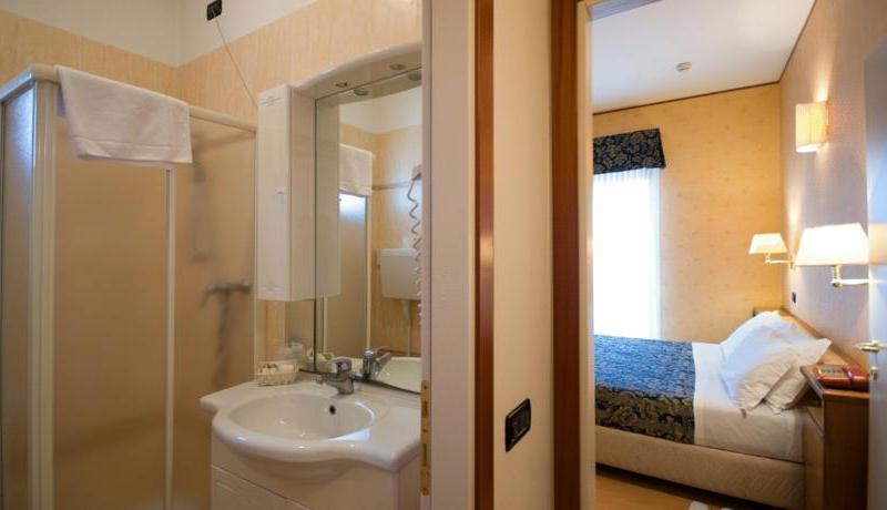 Litoraneo Suite Hotel