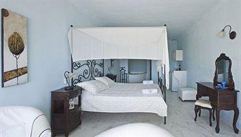 Suites Of The Gods Spa Hotel