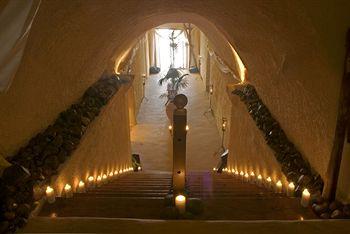 Suites Of The Gods Spa Hotel