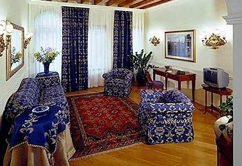 Отель San Marco Luxury – Torre dell`Orologio Suites Италия, Венеция, фото 5