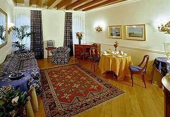 Отель San Marco Luxury – Torre dell`Orologio Suites Италия, Венеция, фото 6