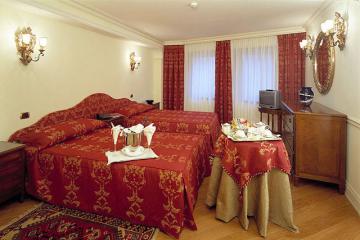 Отель San Marco Luxury – Torre dell`Orologio Suites Италия, Венеция, фото 9