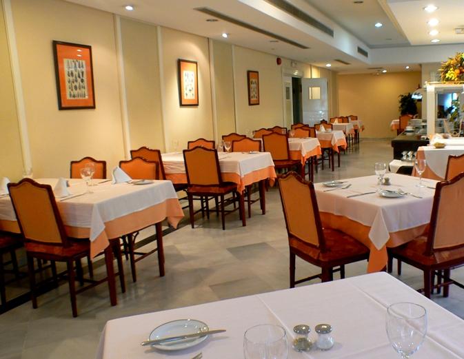 Monarque Sultan Aparthotel