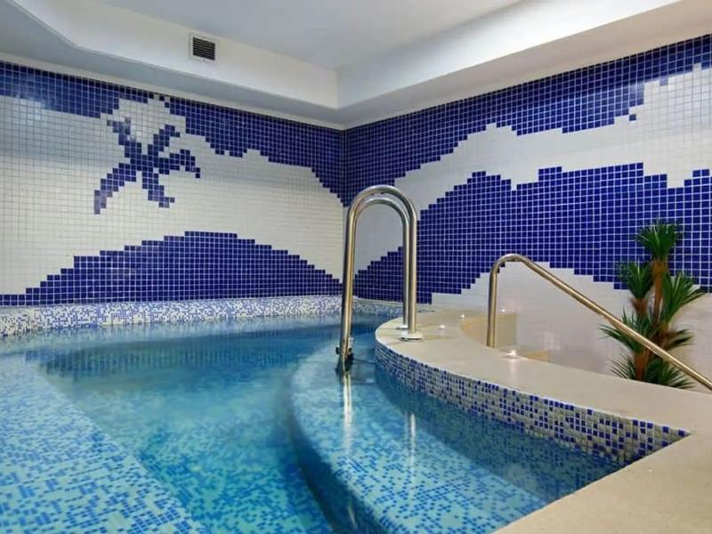 Larissa Sultan Beach