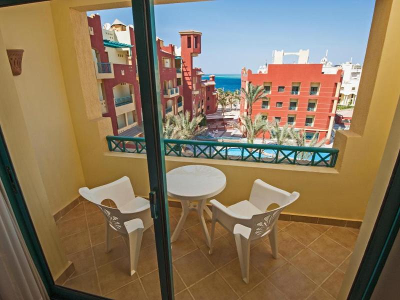 Sun & Sea Hotel