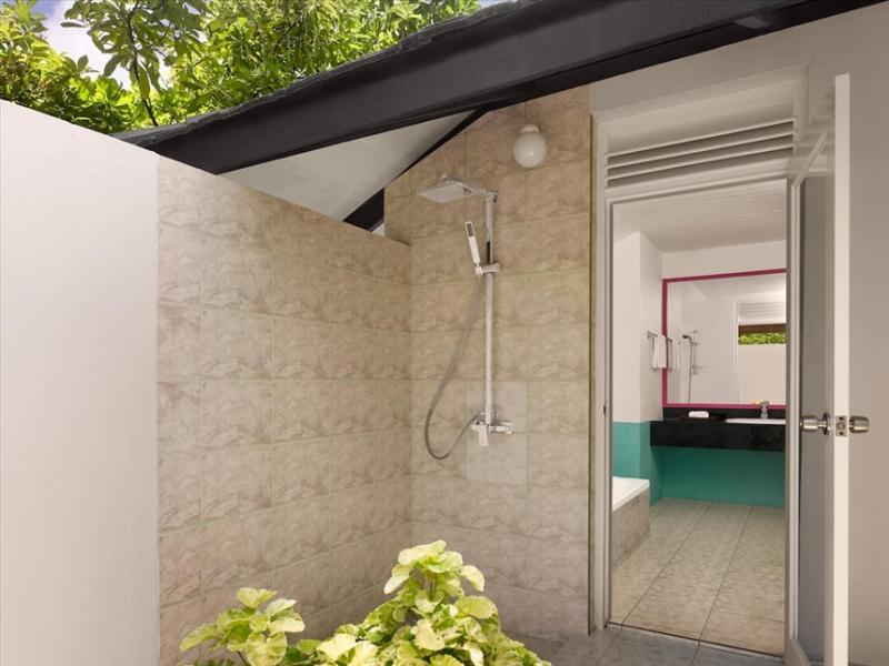 Villa Park (Sun Island) 