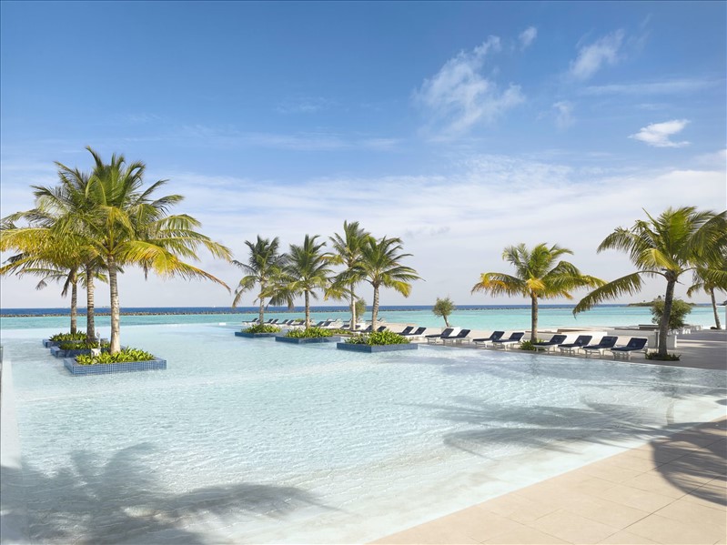 Villa Park (Sun Island) 