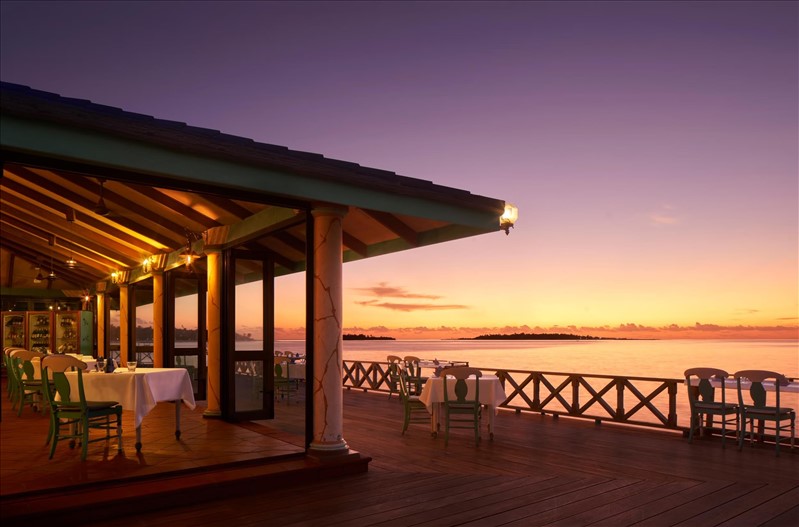 Villa Park (Sun Island) 